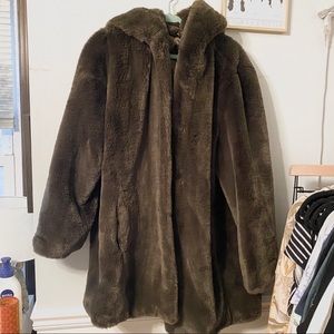 Shipping Dkny Olive Green Faux Fur Coat 